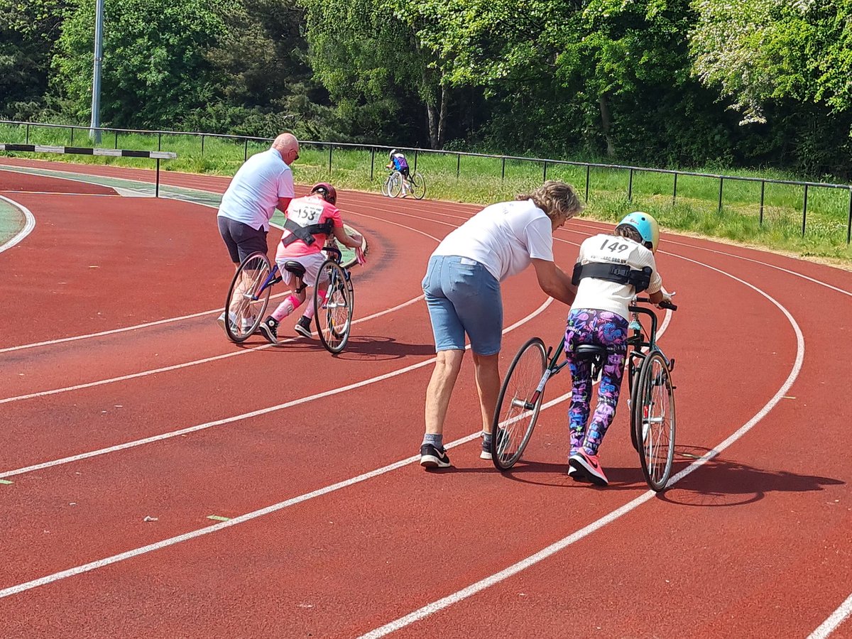 CorstorphineAAC (@corstorphineaac) on Twitter photo Fantastic day at the CAAC Framerunning Festival. 19 athletes ranging from ages 5 to 70+ and from 5 different clubs competing. Well done to everyone who took part and thank you to all the officials and volunteers 👍🤩
Link with more 📸 to follow...
<a href="/GraemeReid9/">Graeme Reid</a> <a href="/PamRobson_11/">Pamela Robson</a> Fantastic day at the CAAC Framerunning Festival. 19 athletes ranging from ages 5 to 70+ and from 5 different clubs competing. Well done to everyone who took part and thank you to all the officials and volunteers 👍🤩
Link with more 📸 to follow...
<a href="/GraemeReid9/">Graeme Reid</a> <a href="/PamRobson_11/">Pamela Robson</a>