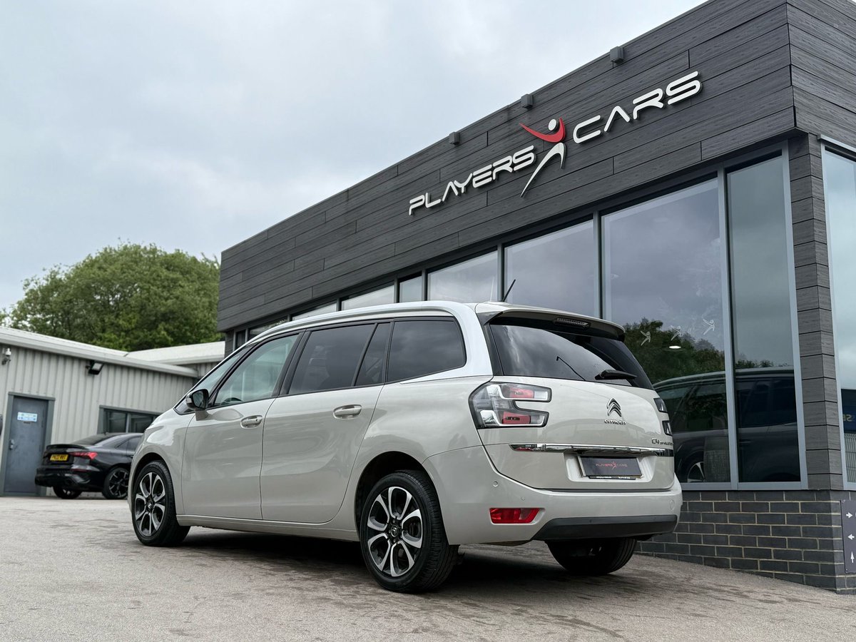 CamPlayersCars's tweet photo. 🪐Citroen C4 Spacetourer. £279 PCM

2020▪️Manual▪️Panoramic Roof▪️Massage Seats▪️Navigation▪️Reverse Camera▪️Park Assist.▪️ Seats▪️Auto Boot▪️Virtual Cockpit. 

📲call/text/whatsapp - 07423791850
📧 Email - cameron@playerscars.com https://t.co/yv5zWKwGls