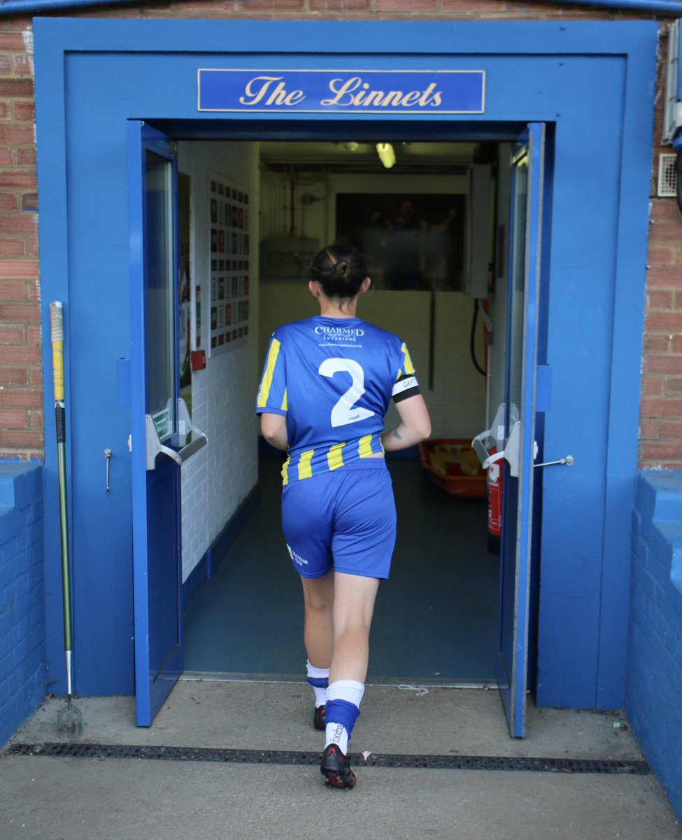 Season 24/25 ✅ @LynnLadiesFC <a href="/GabzCobb2002/">Gabrielle Cobb</a> ©️ 💙💛