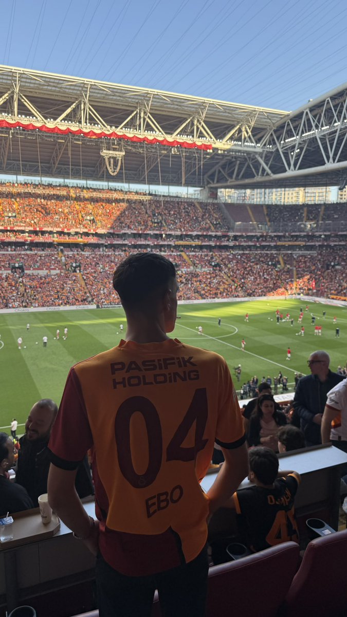 ŞAMPİYON GALATASARAYIM.