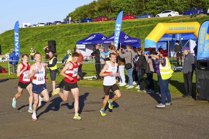 Adrian Stott (@tarittweets) on Twitter photo NEW POST on Fridays Sri Chinmoy 5km inc. <a href="/scotathletics/">scottishathletics</a> 5km Champs race at Silverknowes. Fast times have rewritten the now updated All-Time list. Link to full results and fab Drone video🔽 🍍
#Runnersaresmilers
runnersaresmilers.com/wp-blog-overvi… NEW POST on Fridays Sri Chinmoy 5km inc. <a href="/scotathletics/">scottishathletics</a> 5km Champs race at Silverknowes. Fast times have rewritten the now updated All-Time list. Link to full results and fab Drone video🔽 🍍
#Runnersaresmilers
runnersaresmilers.com/wp-blog-overvi…