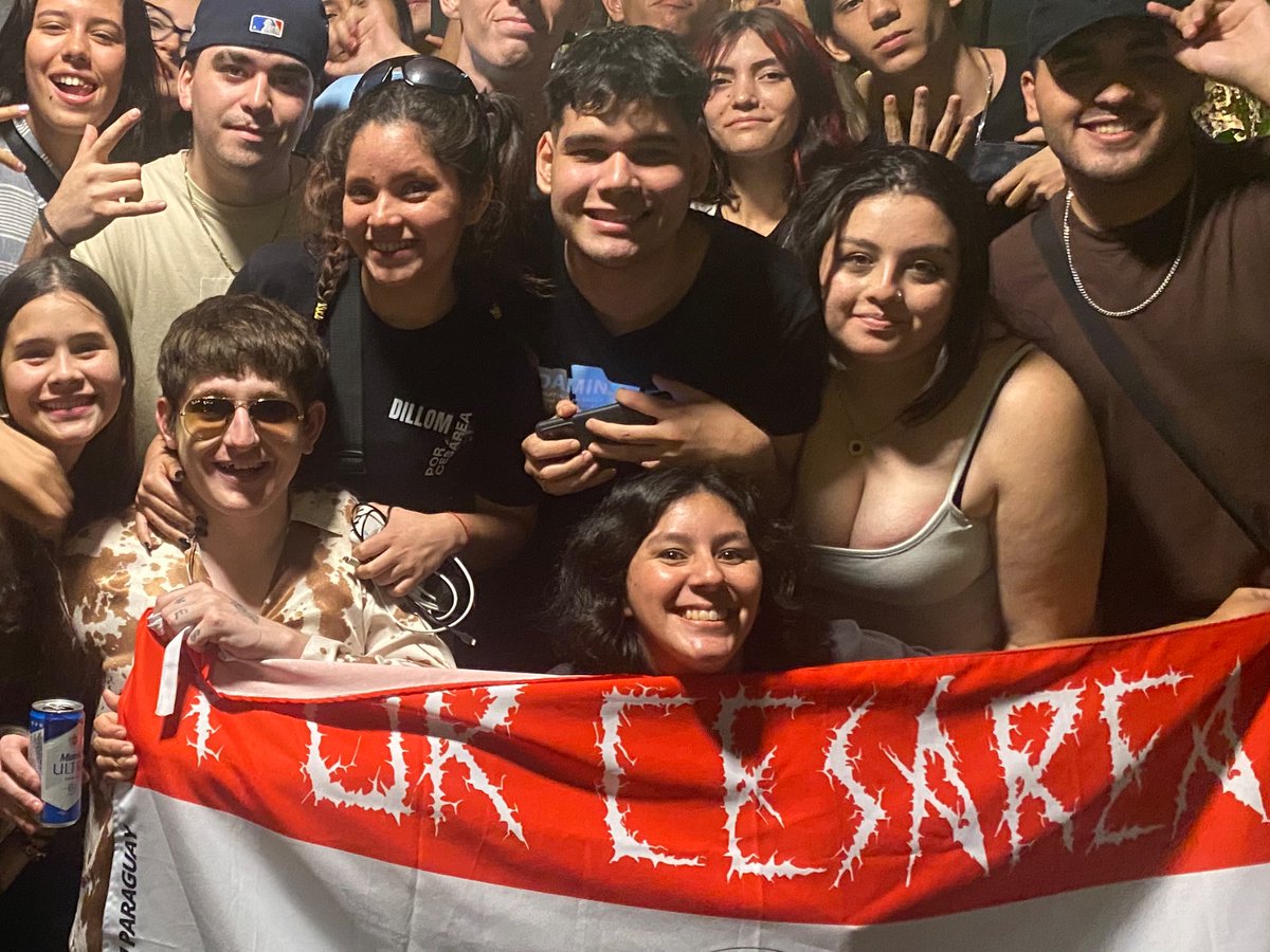 “me gustó esa caricia” PERDÓN <a href="/dillom666/">super peluquero nacional</a> TENÍA Q TOCARTE LA CARA PARA VER SI ERAS REAL