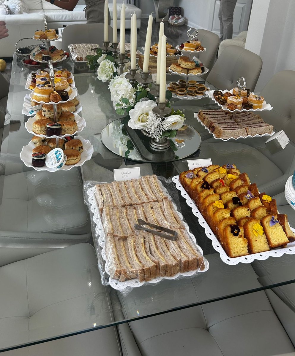Charlies_London's tweet image. My lovely cousin hosted my baby shower yesterday! I’m so lucky to have so many supportive people around me. Yan and I are very grateful and cannot wait to meet the little man ❤️❤️❤️❤️