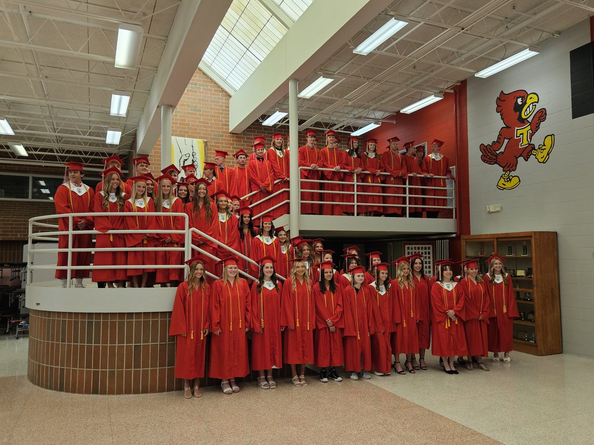 SuptTreynor's tweet photo. Congratulations Class of 2025! #RollCards @THS_Principal1 @TreynorCSD @TreynorNation https://t.co/EFflVhYQWB