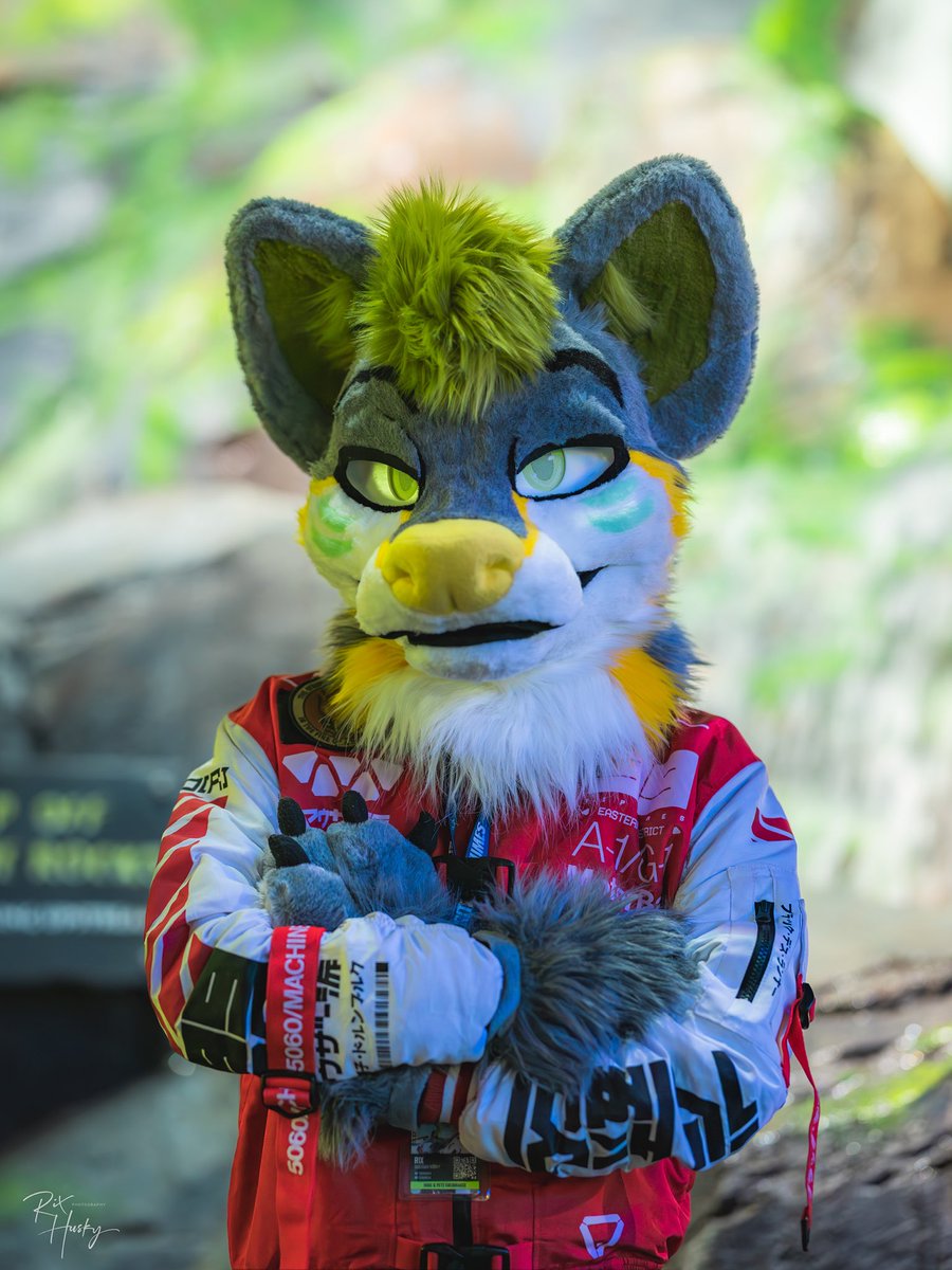 'Cause I'm too messy, and then I'm too fucking clean