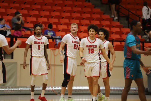 Keziah.eks tweet media