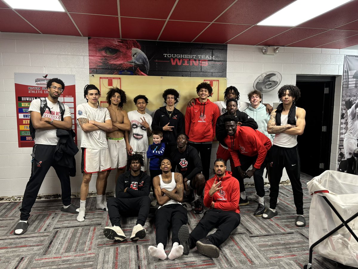 Keziah.eks tweet media