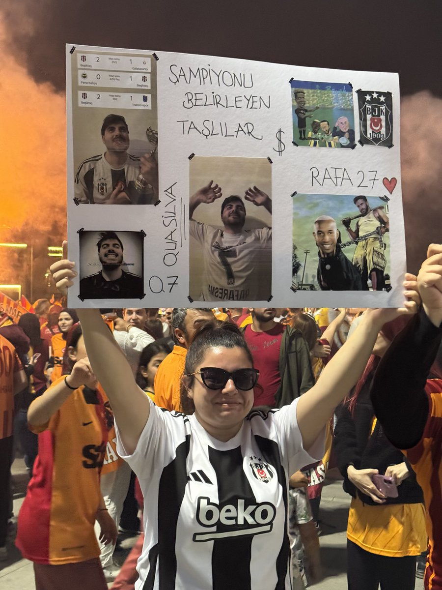 SalihPoec's tweet photo. Beşiktaş’ın cesur çocukları 🦅

#BEŞİKTAŞ #whitewall #Beşiktaşk https://t.co/Kh54SKNNPY