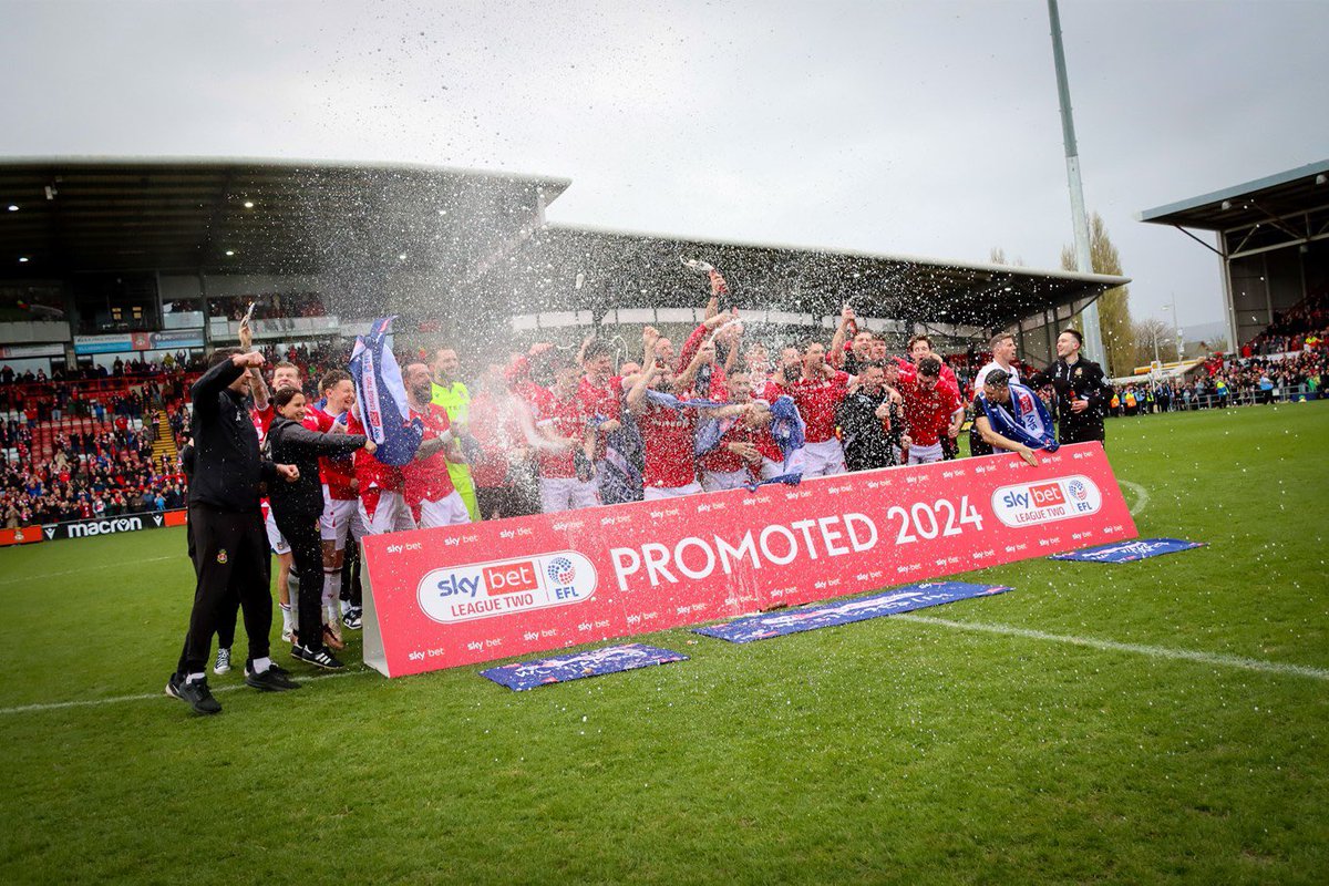 Wrexham_AFC's tweet image. 🎵 Three in a row 🎵 😉

🔴⚪️ #WxmAFC