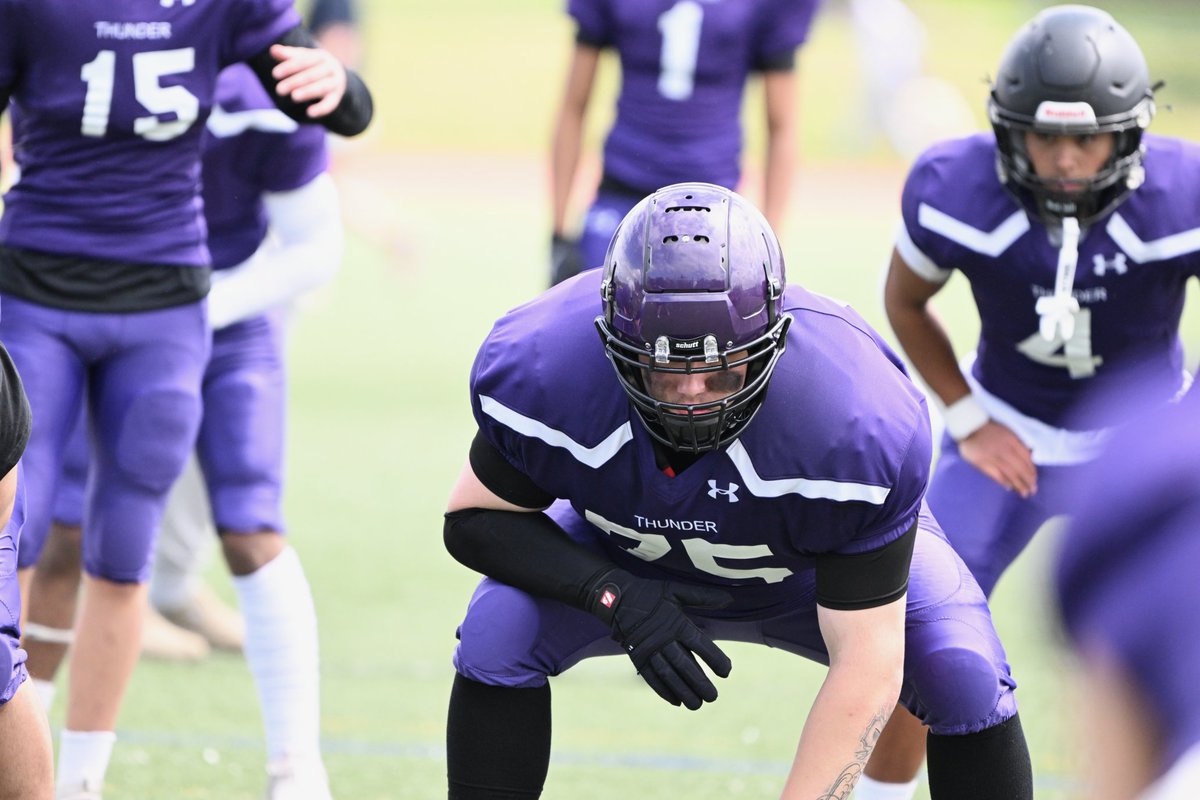 _ready2block_'s tweet photo. Had a great game yesterday, 20-19. Win 6 pancakes 0 Sacks allowed and 0 pressures Film coming soon 👀 https://t.co/BvdjBtPmVh