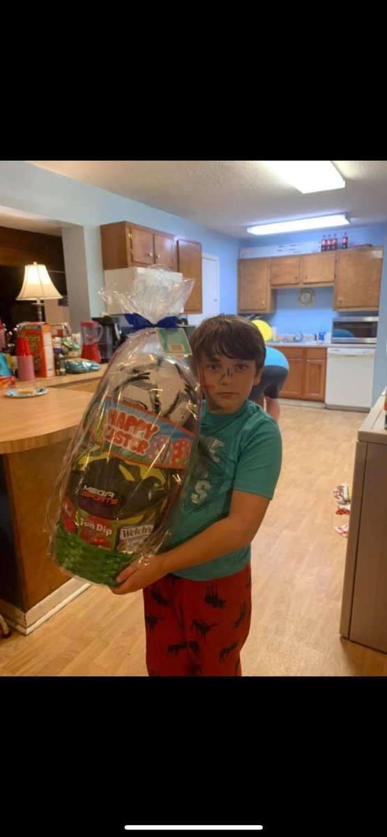 TwillaBoone's tweet photo. How is my grandson 15 already ? Happy Birthday Jacob Henry Boone ! https://t.co/3P1cs2kNXL