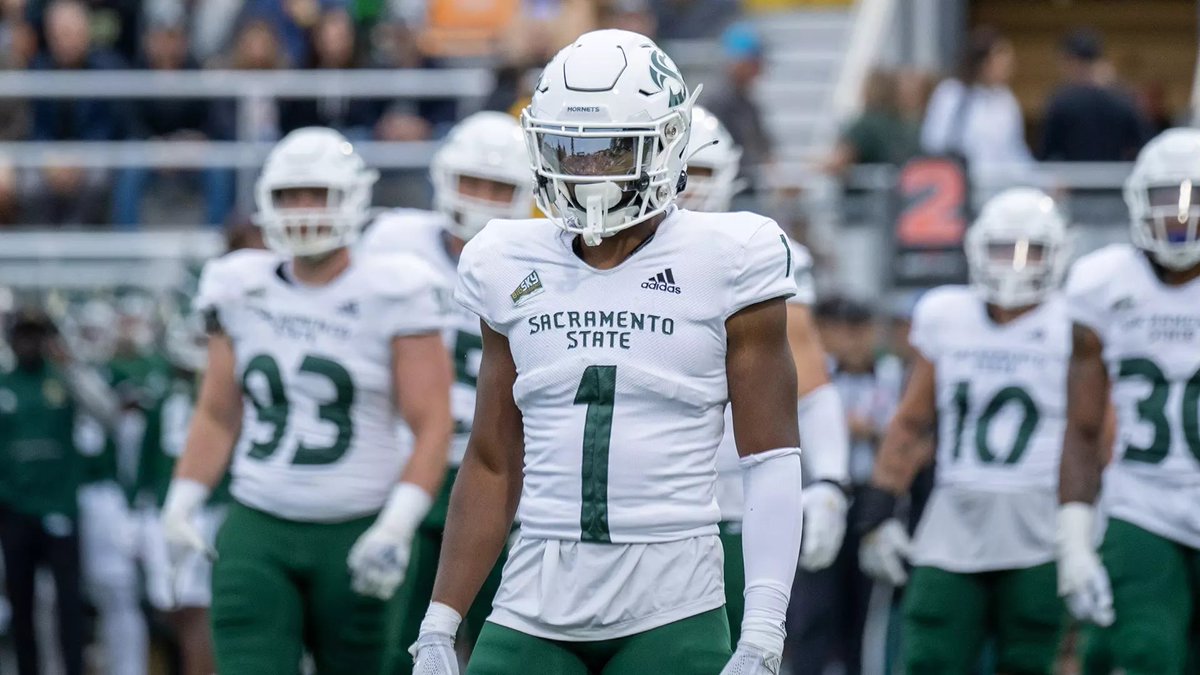 Otis Hardy (@ofleazzy25) on Twitter photo After a great conversation with <a href="/DWalls2ND/">Darrin Walls</a> I am truly blessed to receive an offer from Sacramento State #AGTG🤞🏾 <a href="/EHSTrojanFTBL/">EHigh Trojans Football</a> <a href="/CoachHand407/">Coach De Hand</a> <a href="/OLCoachWilliams/">Coach Will</a> <a href="/ChadSimmons_/">ChadSimmons</a> <a href="/JohnGarcia_Jr/">John Garcia, Jr.</a>
<a href="/on3_recruits/">On3 Recruits</a> <a href="/DLRiii_/">David L. Rivers III</a> After a great conversation with <a href="/DWalls2ND/">Darrin Walls</a> I am truly blessed to receive an offer from Sacramento State #AGTG🤞🏾 <a href="/EHSTrojanFTBL/">EHigh Trojans Football</a> <a href="/CoachHand407/">Coach De Hand</a> <a href="/OLCoachWilliams/">Coach Will</a> <a href="/ChadSimmons_/">ChadSimmons</a> <a href="/JohnGarcia_Jr/">John Garcia, Jr.</a>
<a href="/on3_recruits/">On3 Recruits</a> <a href="/DLRiii_/">David L. Rivers III</a>