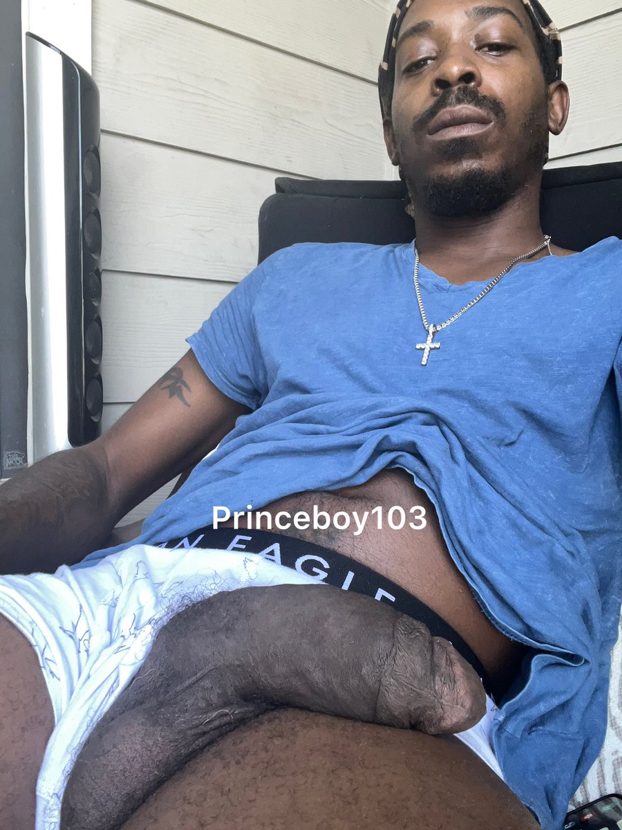 It’s warm out outside nuts kinda musty😏