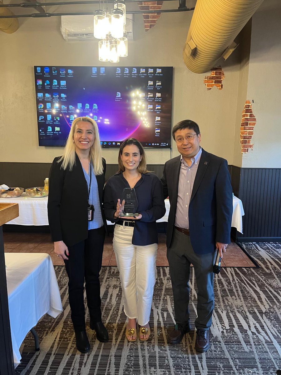 The Camci-Unal Research Group (@gculab) on Twitter photo Congratulations to our undergraduate student Maria Eduarda Torres Gouveia on receiving the Undergraduate Research Award! She has co-authored over three publications and was featured on the cover of Advanced NanoBiomed Research. Wishing her success in her PhD studies at <a href="/dartmouth/">Dartmouth 🌲</a> Congratulations to our undergraduate student Maria Eduarda Torres Gouveia on receiving the Undergraduate Research Award! She has co-authored over three publications and was featured on the cover of Advanced NanoBiomed Research. Wishing her success in her PhD studies at <a href="/dartmouth/">Dartmouth 🌲</a>