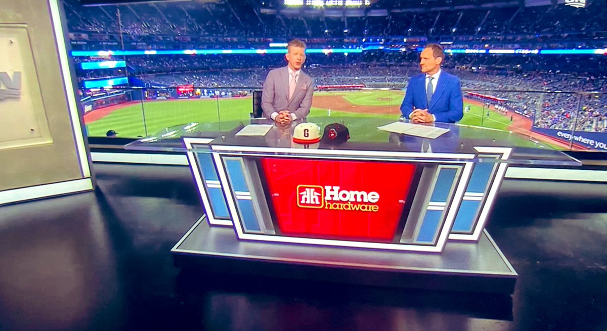 AndrewB_861's tweet image. Huge thanks to @SNETCampbell for getting the @FortMacGiants on the @BlueJays central broadcast today! Thanks for growing the exposure for the @wcbleague #YMM #LetGoGiants #Bluejays