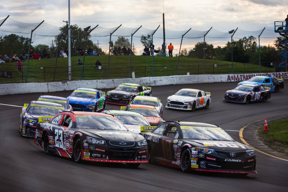 Tyler Reif tweet media