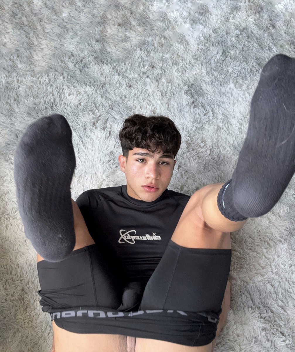 Falconeexx's tweet photo. 🥵 https://t.co/bvDYbDA6v7