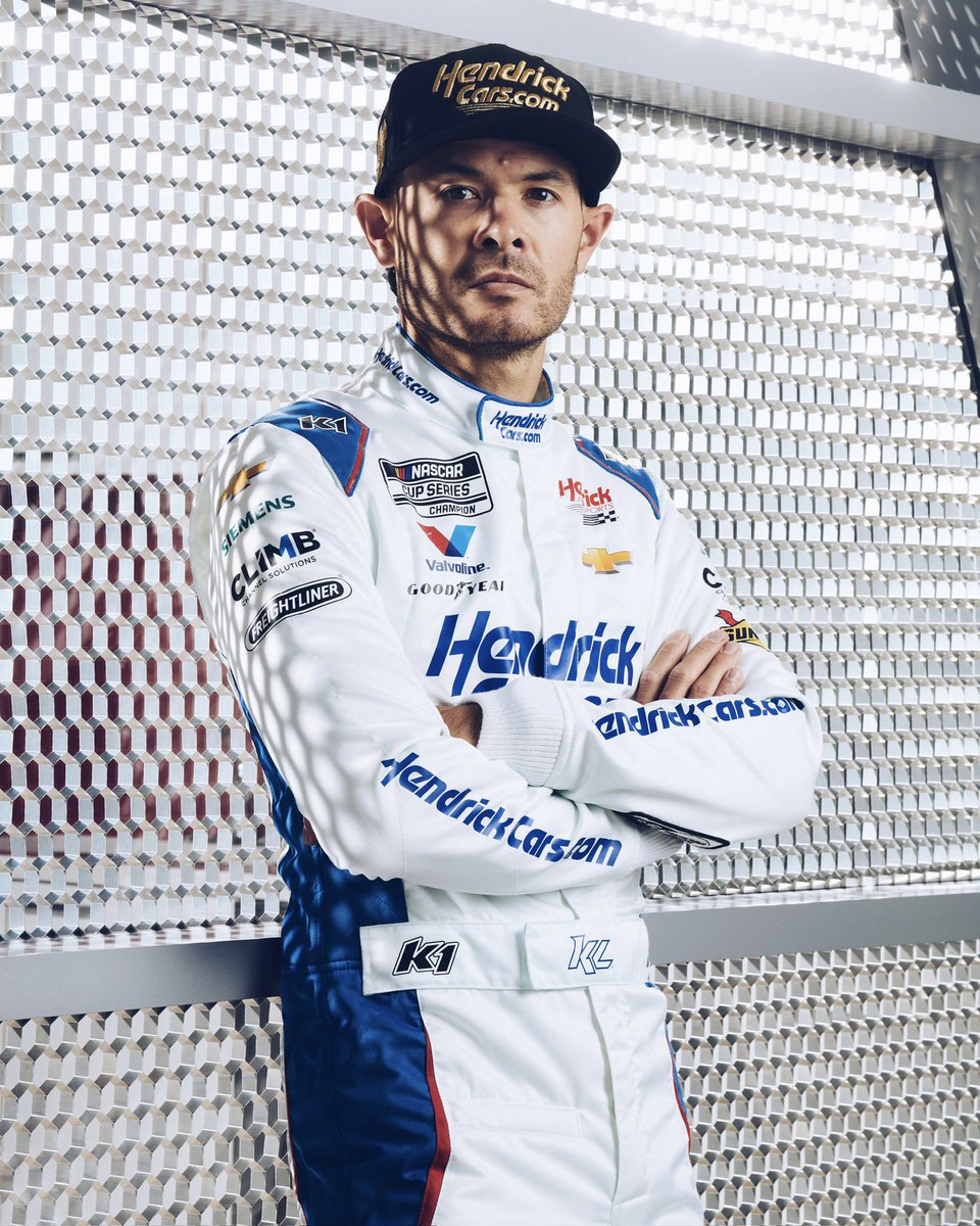Kyle Larson (@kylelarsonracin) on Twitter photo Black and gold home hat for tonight’s All-Star race at <a href="/NWBSpeedway/">North Wilkesboro Speedway</a> 🌟 Swing by the merch hauler to get yours or enter to win one signed by me👇
hendrickcars.com/racing Black and gold home hat for tonight’s All-Star race at <a href="/NWBSpeedway/">North Wilkesboro Speedway</a> 🌟 Swing by the merch hauler to get yours or enter to win one signed by me👇
hendrickcars.com/racing