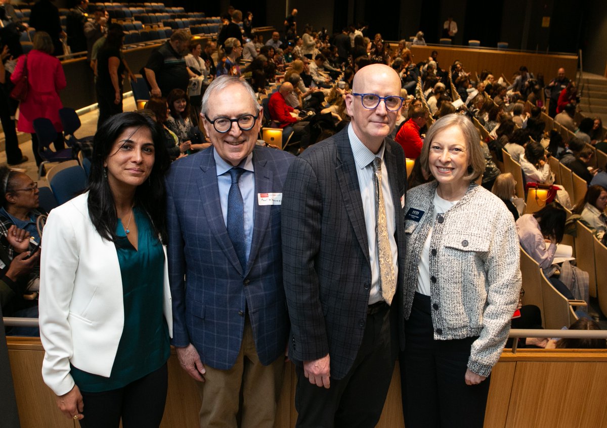 researchED Canada (@researchedcan) on Twitter photo Flashback - A Year Ago - to researchED Toronto (May 4, 2024) at University of Toronto Schools. Our Platform Party for Conference Day - Left to Right: Nidhi Sachdeva, Paul W. Bennett, Dan T. Willingham, and Leanne Foster, Principal of UTS. TY to <a href="/DTWillingham/">Daniel Willingham</a> <a href="/UofTNews/">U of T News</a> #ONTed Flashback - A Year Ago - to researchED Toronto (May 4, 2024) at University of Toronto Schools. Our Platform Party for Conference Day - Left to Right: Nidhi Sachdeva, Paul W. Bennett, Dan T. Willingham, and Leanne Foster, Principal of UTS. TY to <a href="/DTWillingham/">Daniel Willingham</a> <a href="/UofTNews/">U of T News</a> #ONTed