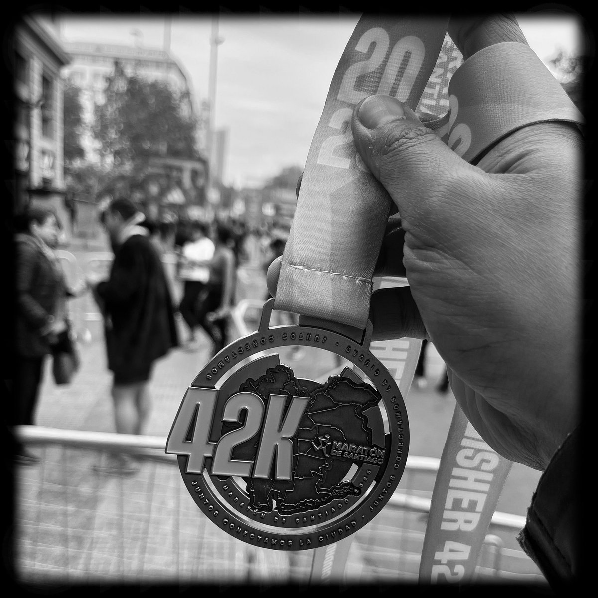 Les comparto mi felicidad! Hoy corrí mi primera #Maraton en la #MaratonSantiago2025 #YoElegiCorrer