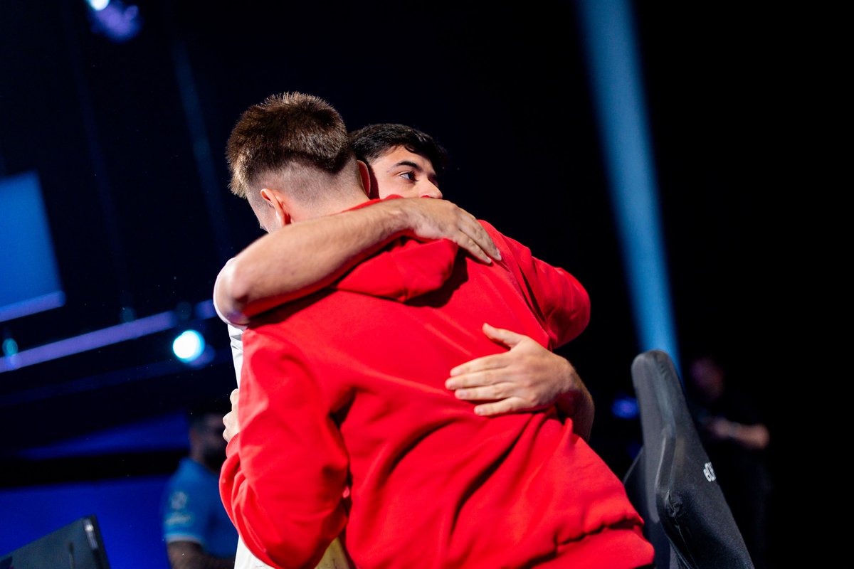 Neat (@neat11o) on Twitter photo TOP 9/16 😢😢
Caemos eliminados en la última ronda para clasificar a Múnich.
En el torneo fui de menos a más, sentí que hubo momentos en el último partido en los que estuve mejor que el rival pero no llegué a materializarlo.
Gracias por toda la ayuda <a href="/hugoosanchezz/">Hugo Sánchez</a> 🫶 TOP 9/16 😢😢
Caemos eliminados en la última ronda para clasificar a Múnich.
En el torneo fui de menos a más, sentí que hubo momentos en el último partido en los que estuve mejor que el rival pero no llegué a materializarlo.
Gracias por toda la ayuda <a href="/hugoosanchezz/">Hugo Sánchez</a> 🫶