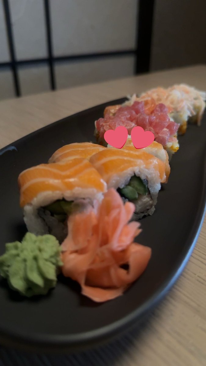 7xcrimson's tweet image. I had 30 pieces I’ll #explode