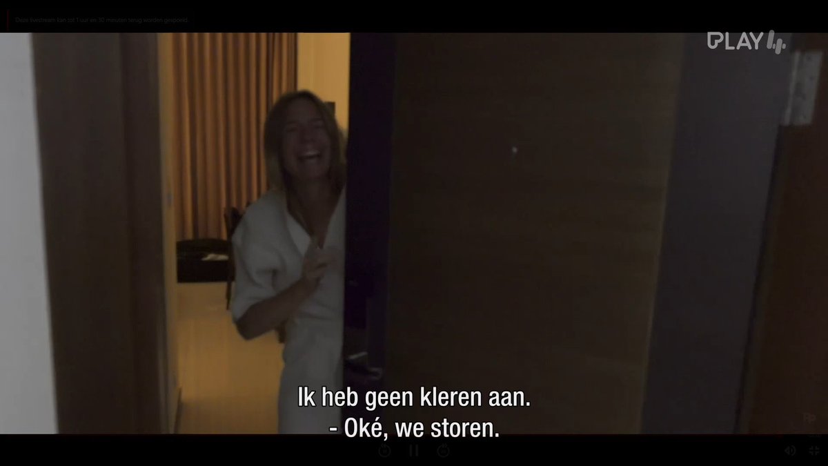 Pov je gaat de foute Fresh &amp; Black tent binnen op een festival #demol