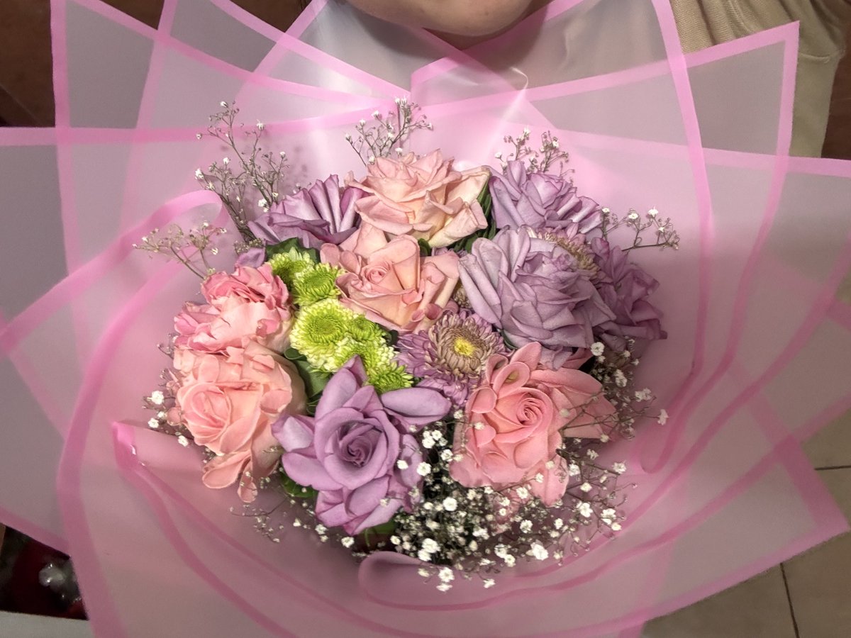 pammlm's tweet photo. Amo amo amo 💐 https://t.co/67hbAVOiw5
