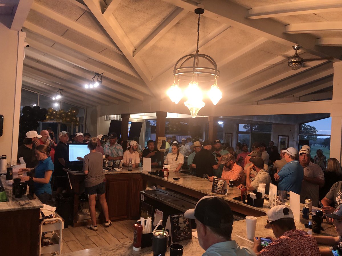 Dr. Justin L Turner tweet media