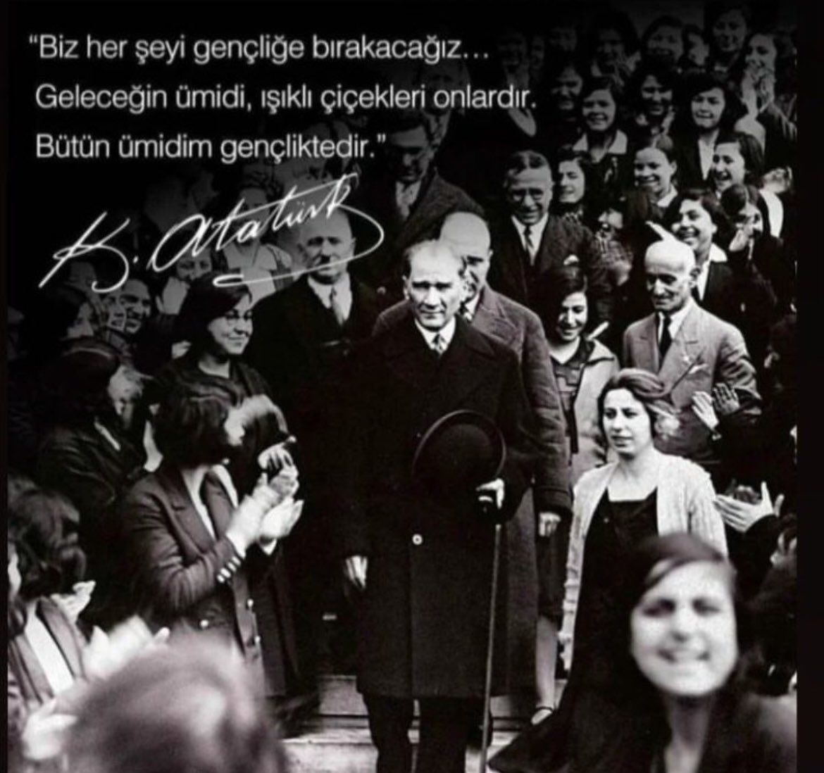 19 Mayıs 1919 bir milletin yeniden doğduğu gündür.Güçtür, inançtır,bağımsızlığa giden yolda ilk adımdır.
Ve o kutlu emanet,Atatürk’ün gençliğe bıraktığı
en büyük mirastır.
#19MayısGençlikveSporBayramıKutluOlsun🇹🇷🇹🇷