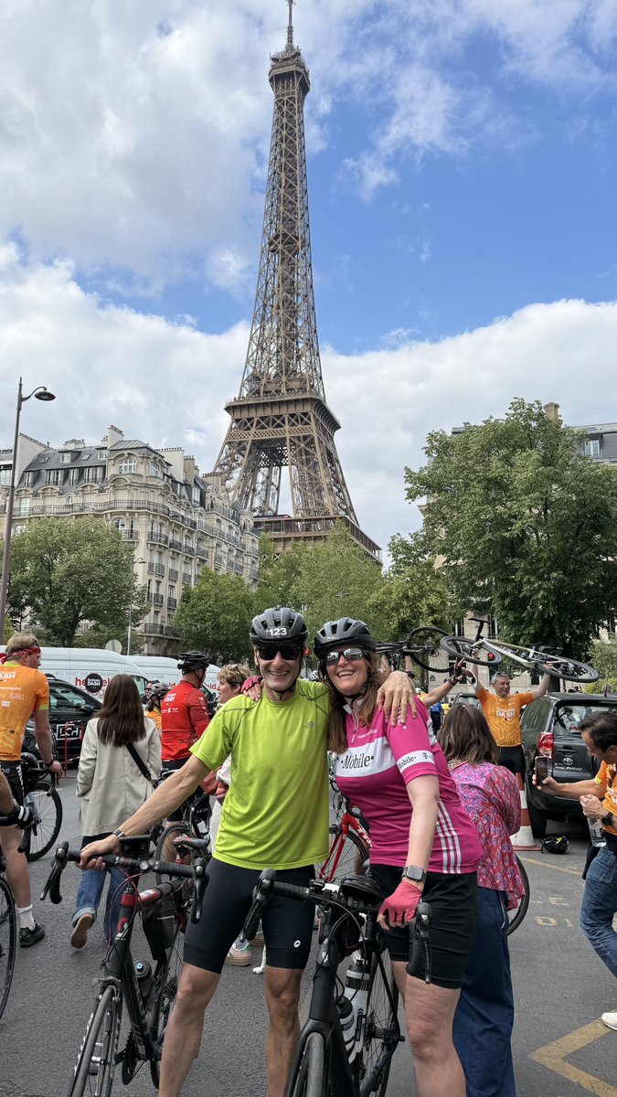 Fear I may need a new pair of knees after cycling 304km to Paris with <a href="/louisa_compton/">Louisa Compton</a> in aid of the fight against Duchenne muscular dystrophy. Please make it all worthwhile by supporting us here! justgiving.com/page/louisa-co…