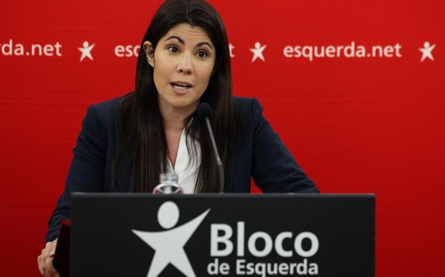 ✈️Última hora.
Mariana Mortágua deixa Assembleia da República e vai lutar pelos direitos LGBT para a faixa de Gaza.