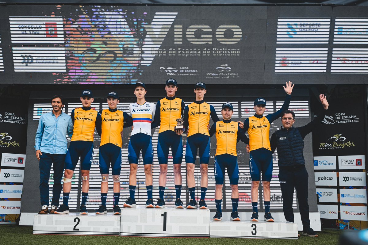 🏆🚴‍♂️Tentámolo ata a última xornada, pero finalmente non puidemos revalidar o título individual da #CopaDeEspaña de ciclismo. Iso si, temos que aplaudir o subcampionato logrado por 🥈 @martinreyvaz e tamén que, por primeira vez na historia, conseguimos a 🏆🇪🇦 Copa por equipos 🥳