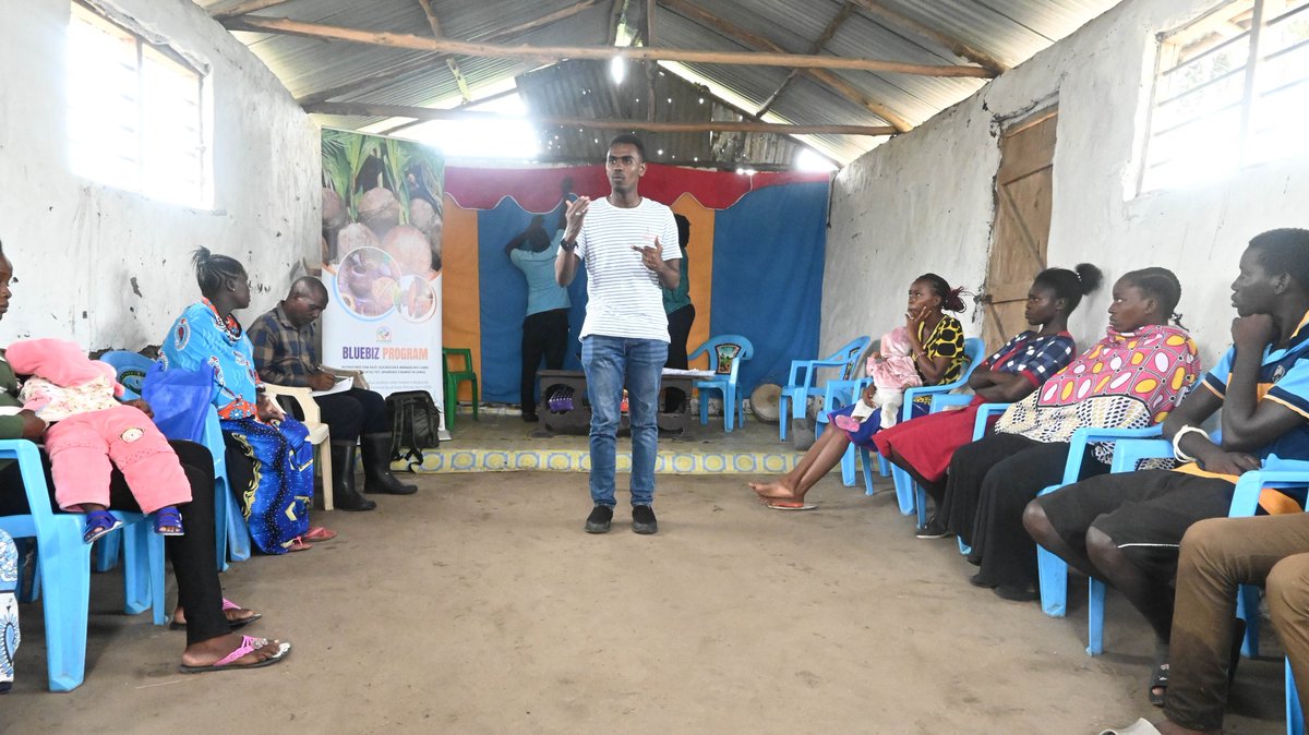 actionlife_Ke's tweet image. Action Life Kenya & TechnoServe's BlueBiz Info Session in Mavuno Pangani empowered coconut entrepreneurs with marketing strategies, digital tools like Isoko App, and low-interest loan access via KNCCI to grow beyond Lamu.  #BlueBizProgram #DigitalMarketing
