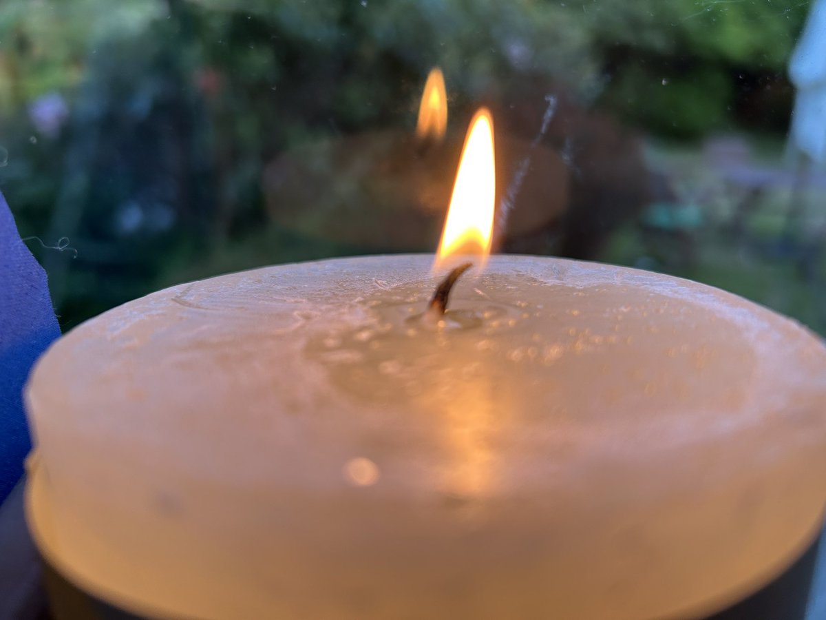 Hello, hoping we all have the strength to follow the Spirit in all we do #candleofhope  #candleinthewindow  🙏🙏