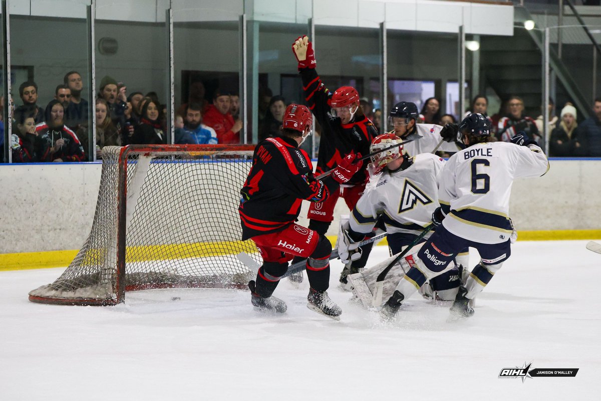 🇦🇺 Captain Kim Tallberg is spending summer in the Australian Ice Hockey League with Newcastle Northstars | He bagged two goals and an assist on his debut.