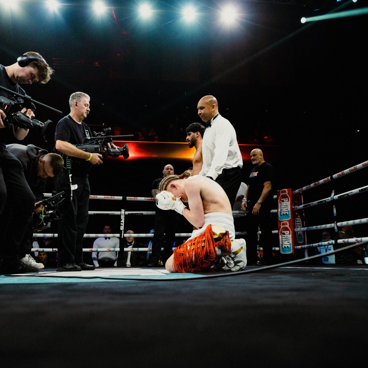Fighter of the night, wow..

I can’t explain my gratitude for the opportunities i’ve been given. Thank you my amazing team for getting me here and thank you Walid for a good fkn scrap 🥊 

<a href="/COACHSOL786/">Coach Sol</a> <a href="/jameswiggs98/">Coach Wiggles</a> <a href="/Coach__Gary/">Big G</a> <a href="/fesbatista/">Fes Batista</a> <a href="/bdave69/">bdave</a> <a href="/KianLala5/">Kian Lalani</a>