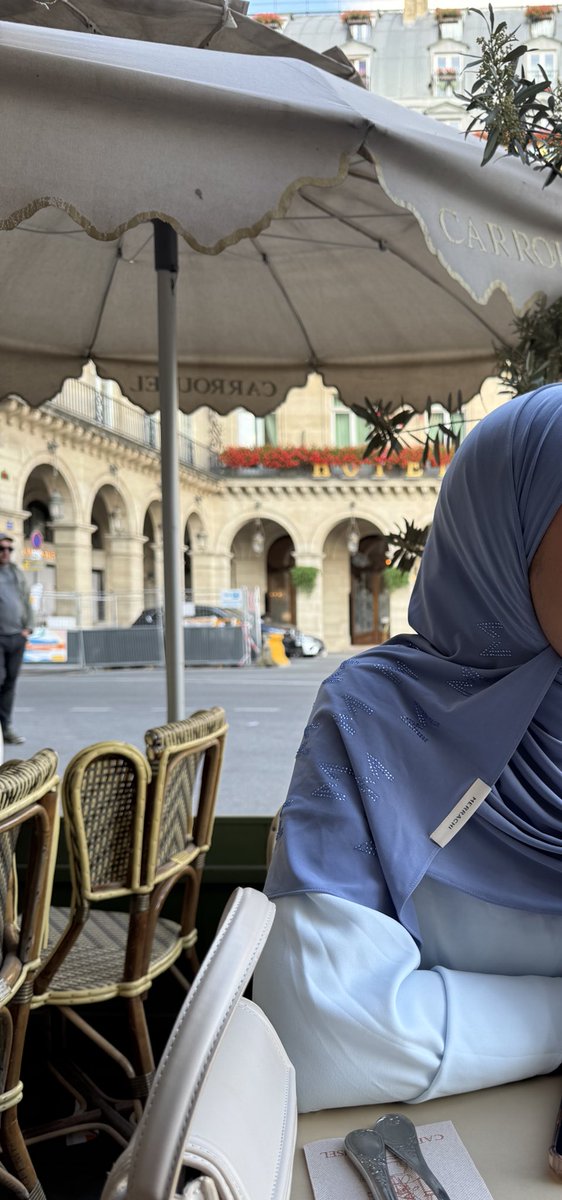 Arvbne's tweet image. Un dimanche à Paris 💗