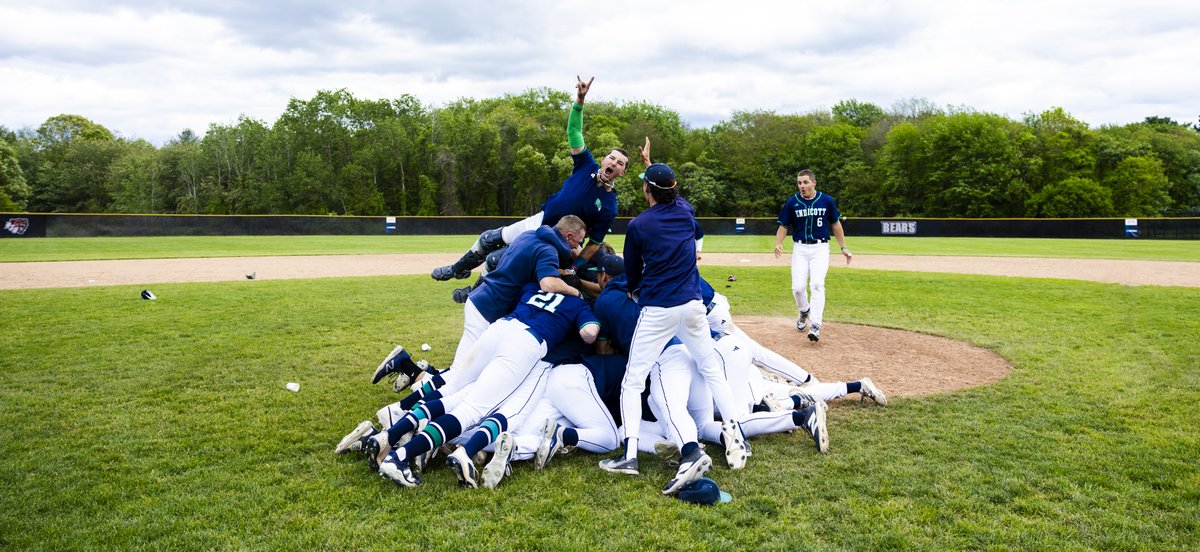 Endicott Athletics (@ecgulls) on Twitter photo NCAA REGIONALS: No. 3/4 <a href="/EndicottBASE/">Endicott Baseball</a> Captures Regional Championship Over No. 19/24 Concordia (Texas), 7-3
STORY ➡️ ecgulls.com/x/foajq
NOTES
* Gulls advance to their fourth straight Super Regional NCAA REGIONALS: No. 3/4 <a href="/EndicottBASE/">Endicott Baseball</a> Captures Regional Championship Over No. 19/24 Concordia (Texas), 7-3
STORY ➡️ ecgulls.com/x/foajq
NOTES
* Gulls advance to their fourth straight Super Regional