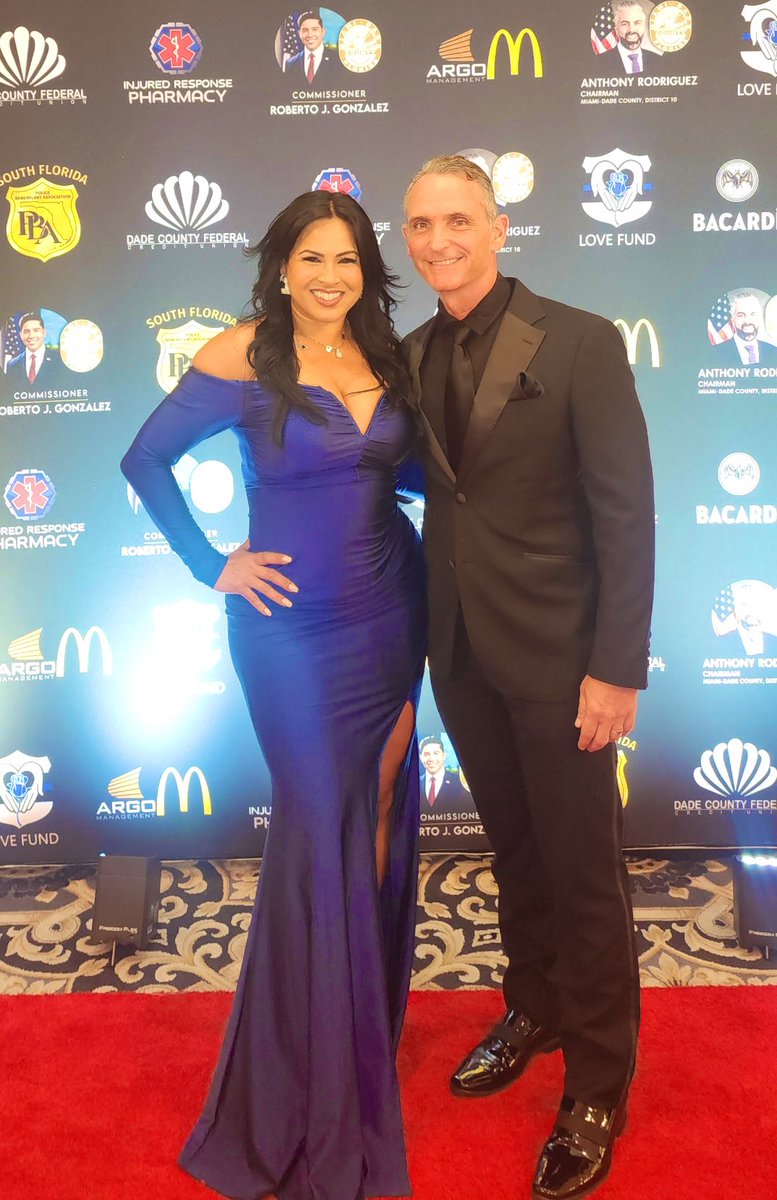 Had a wonderful evening at the 2025 PBA Law Enforcement Awards Gala with close friends and great Americans as we honored &amp; recognized the brave and courageous acts displayed by officers throughout the South Florida area. #Backtheblue <a href="/MiamiPD/">Miami PD</a> <a href="/MiamiDade_SO/">Miami-Dade Sheriff’s Office</a>