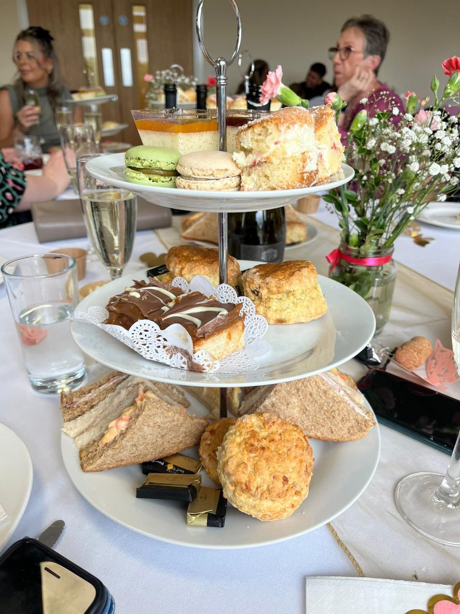 burnopfieldcri1's tweet image. Great day today at the first of our 150th year celebrations. Ladies afternoon tea was very well supported and the atmosphere was fabulous. A huge shout out to Ashley Hall who entertained us all.
#yummycake #proseccoflowing