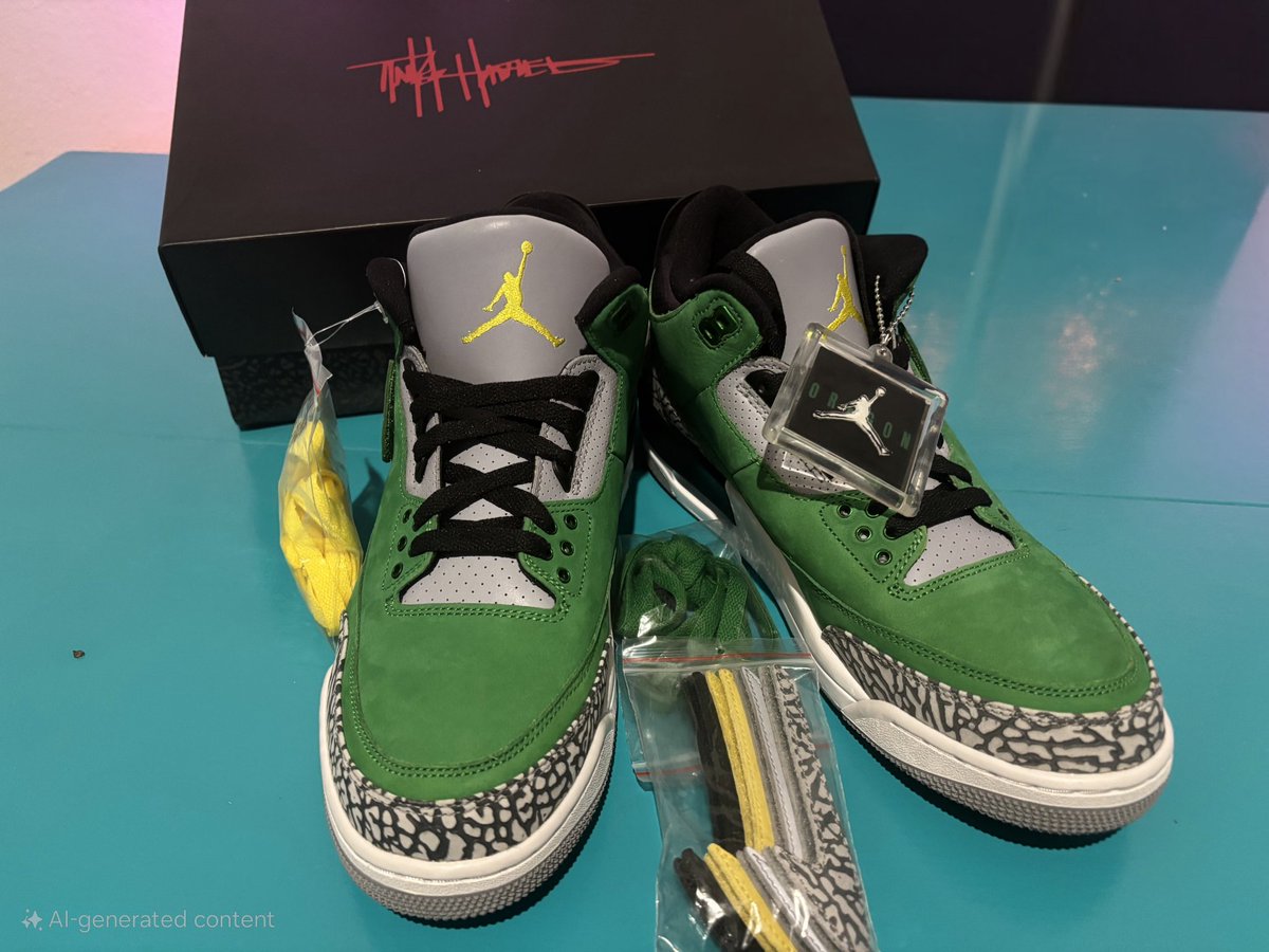 Selling my Tinker Hatfield Oregon PE Jordan 3s. NIB, never even tried on.

ebay.com/itm/2569373575…