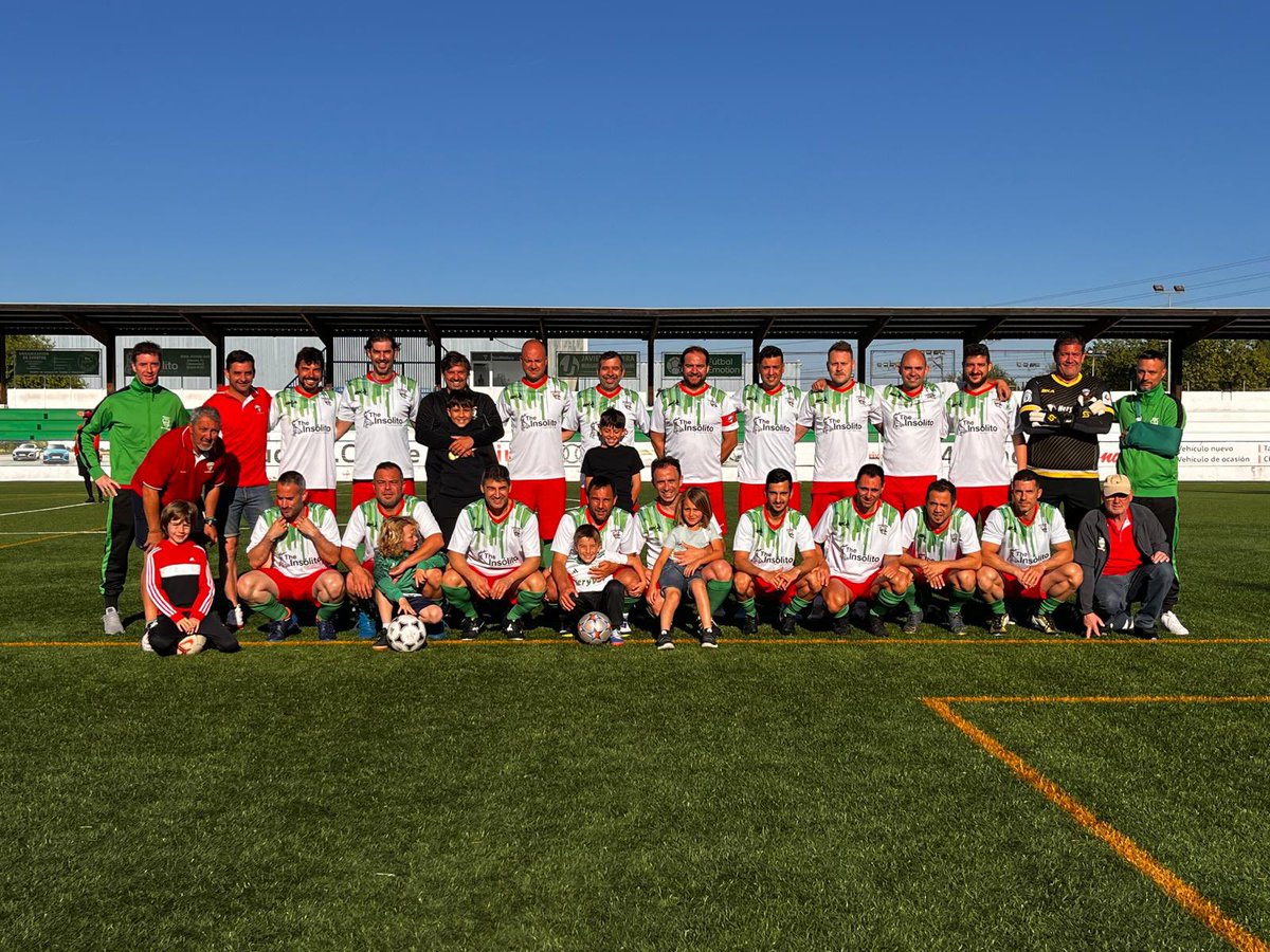 #VeteranosCopaLiga Victoria importante 4-0 (<a href="/avivarpolo/">RUBIO (Alberto Vivar)</a> ⚽️⚽️, <a href="/fer_perez79/">pelos</a> ⚽️, #Chele ⚽️) frente a <a href="/ADVADALCORCON/">Veteranos ADAlcorcón</a> en el partido de ida de semifinales. Trabajazo del equipo! 💪🏻

Un pasito más. Seguimos! #VamosTrival 💚❤️