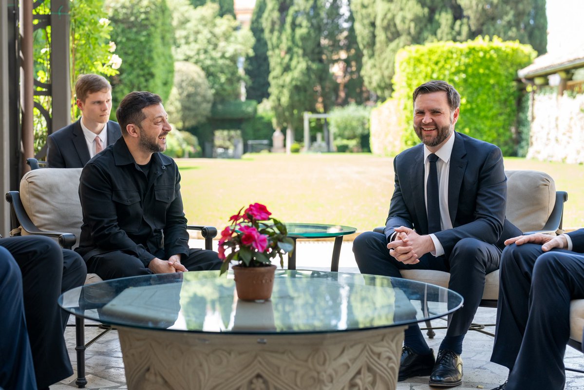 VP's tweet image. This afternoon, @SecRubio and I met with President Zelensky.
Our countries share the goal of ending unnecessary bloodshed in Ukraine, and we discussed updates on the ongoing negotiations for a ceasefire and lasting peace.