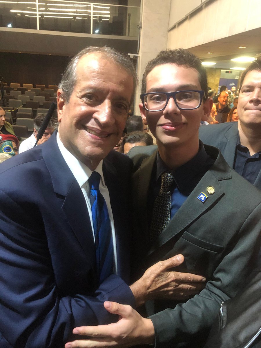 yanbredarj's tweet photo. Estive presente no evento de lançamento do PL INTEGRAÇÃO na ALESP, no dia 13 de maio.

Agradeço ao Presidente Nacional do PL @CostaNetoPL pelo carinho e apoio!

Encontrei várias autoridades, como o Deputado Federal @depheliolopes, Presidente da ALESP @_andredoprado e @rafaelsatie https://t.co/4EBZ7JTqEG