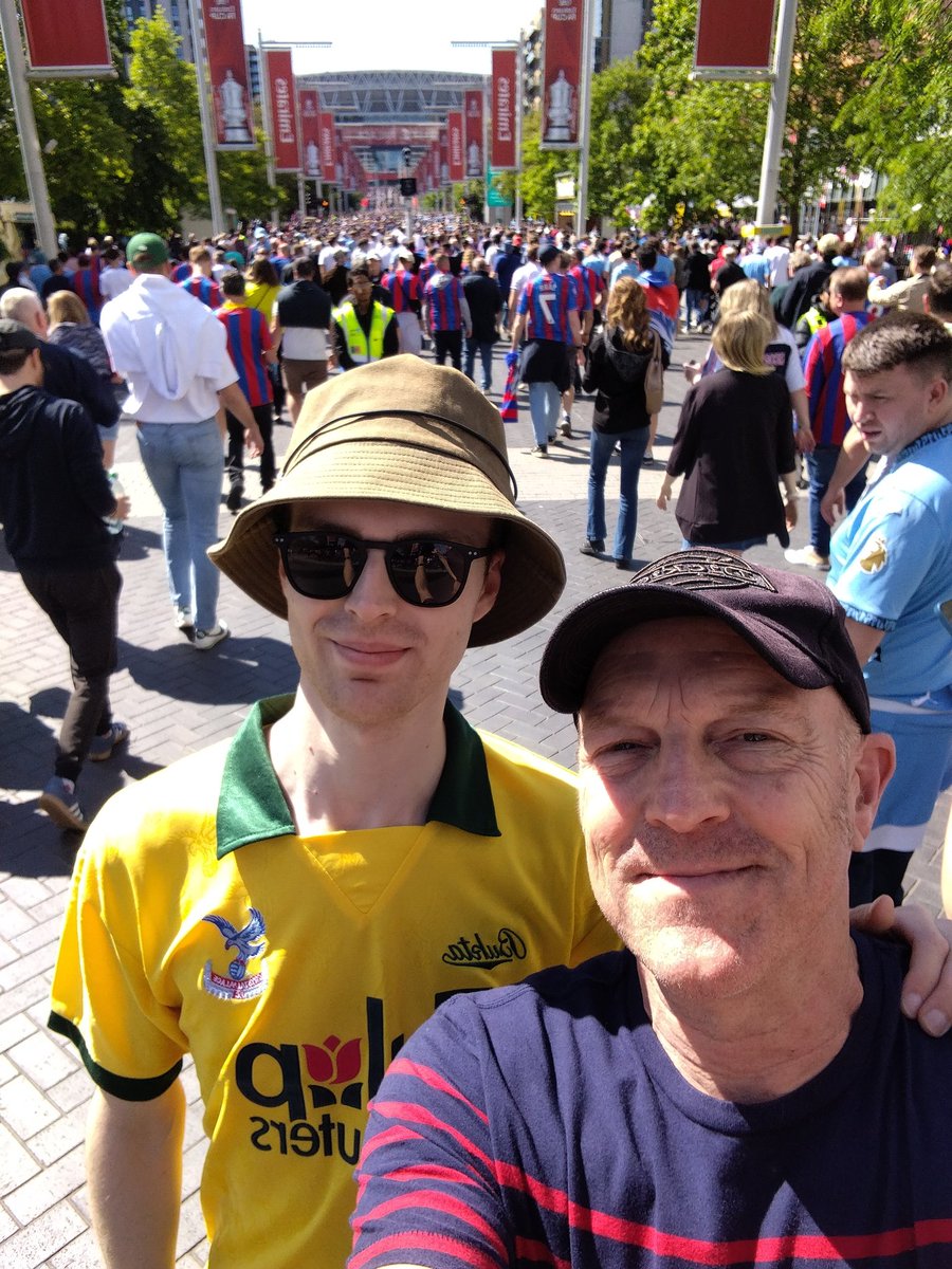 Paul Wake 🦅🏆🦅⚽ tweet media