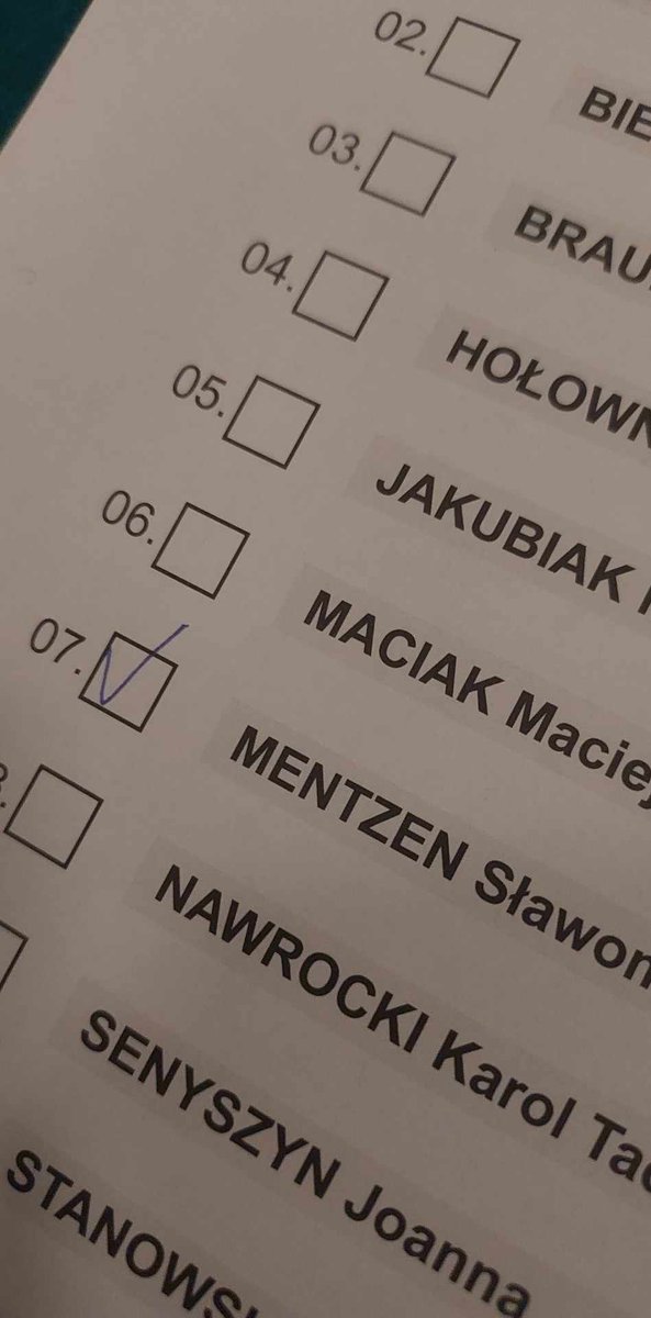 PlatekZbozowy's tweet photo. Siema, skończyłem liczyć głosy.

Jest jeden nieważny.

NIE ZGADNIECIE NA KOGO XDDDDD https://t.co/ew4Q611o9N