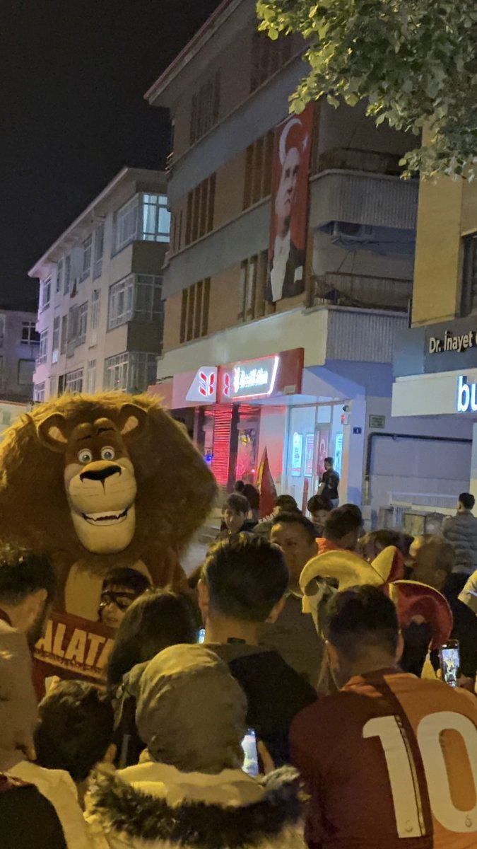 #SampiyonGalatasaray