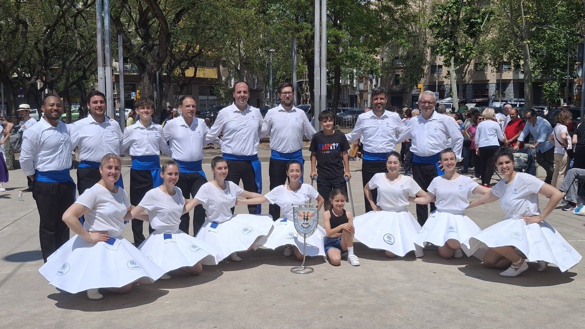 La Mare fa un pas important al Territorial de BCN-Ciutat guanyant les dues sardanes del concurs de Poblenou.

<a href="/casaentremesos/">La Casa dels Entremesos</a> <a href="/UCS1958/">UCS</a> <a href="/somsardana/">SomSardana</a> 
#Sardanes #SardanaEsportiva