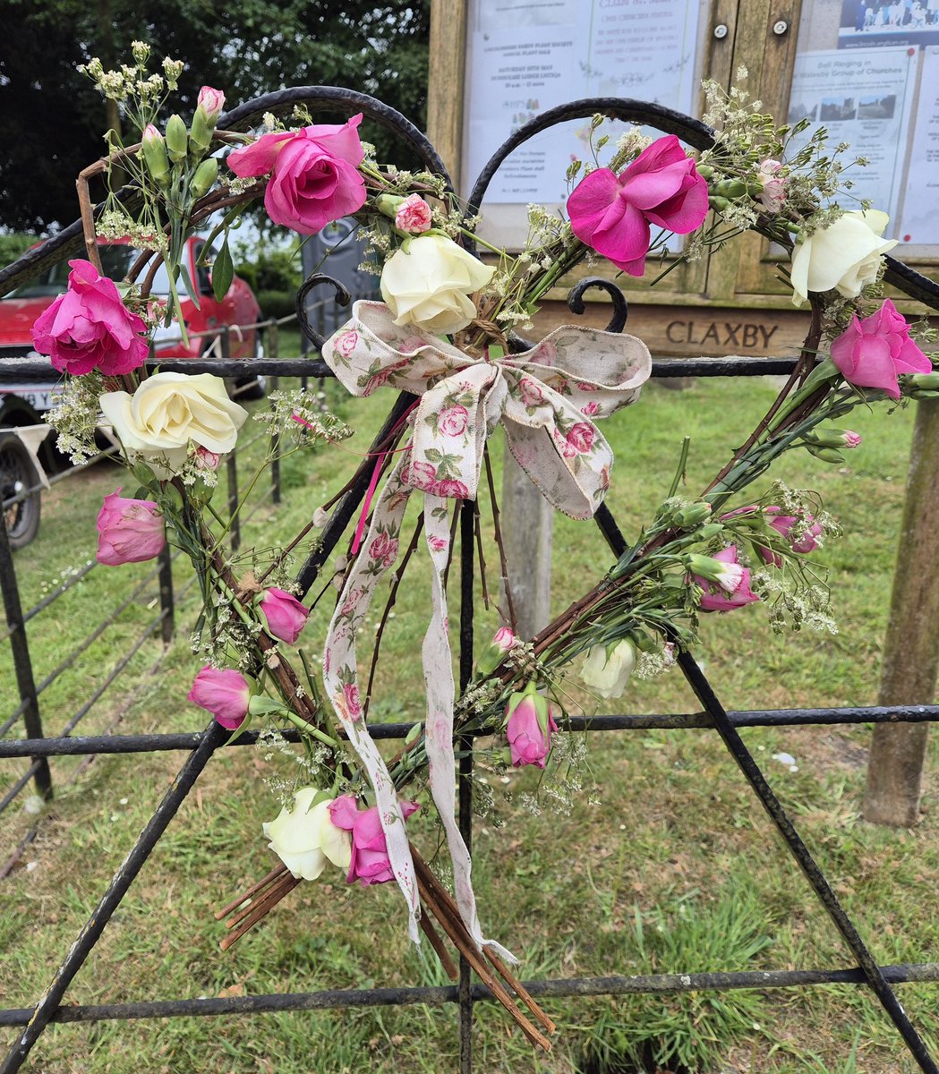 AlabasterMiss's tweet image. Absolutely knackered after @ChurchesFest, lots of photos to come still but a massive thank you for all of your organisational wizardry!